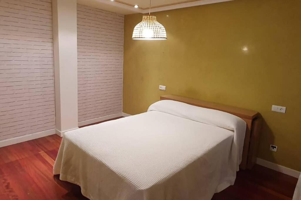 Centrico Apto Cangas De Onis, Cerca Puente Romano Apartment Екстериор снимка