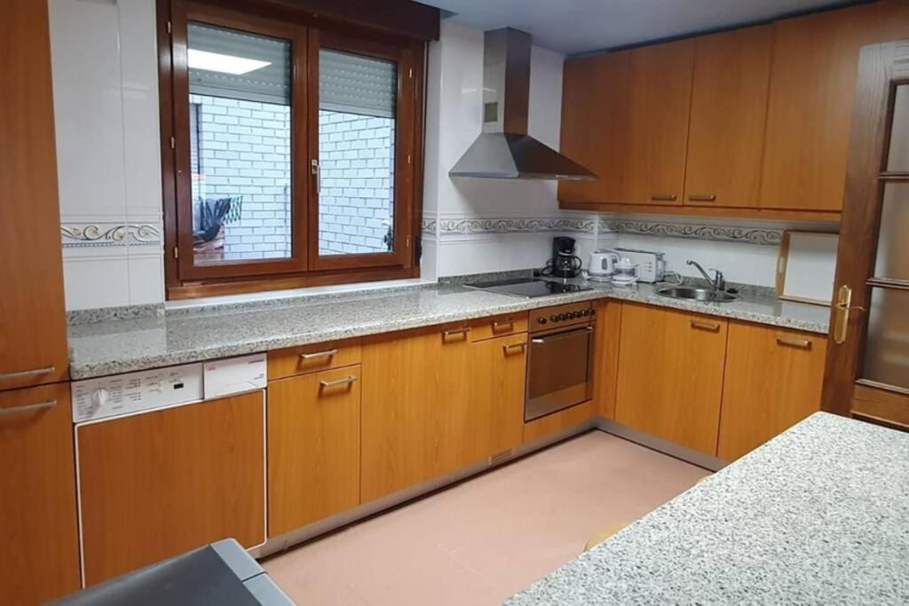Centrico Apto Cangas De Onis, Cerca Puente Romano Apartment Екстериор снимка